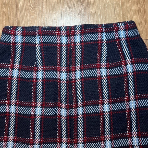 Plaid Navy Blue and Red Mini Skirt Size M - Picture 9 of 11